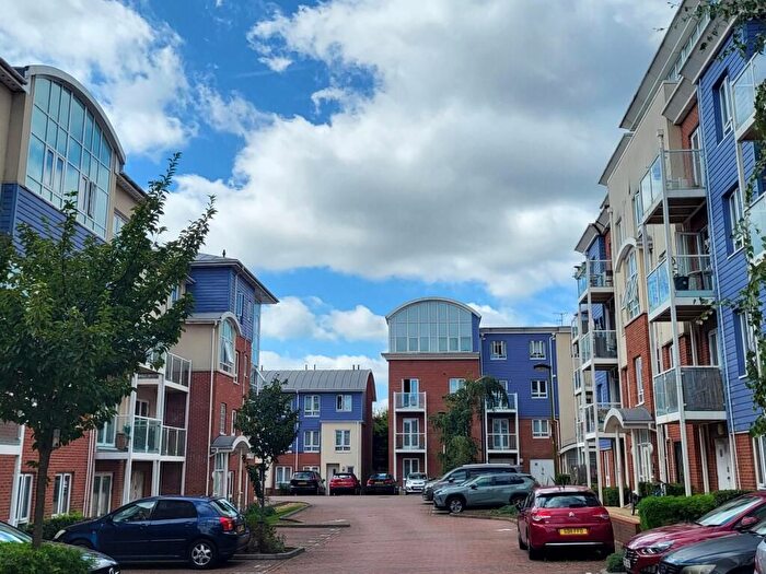 2 Bedroom Flat To Rent In Pumphouse Crescent, Watford, WD17