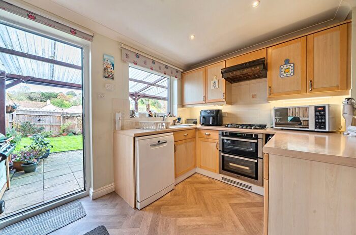 4 Bedroom End Terrace House For Sale In Honeysuckle Close, Paignton, Devon, TQ3