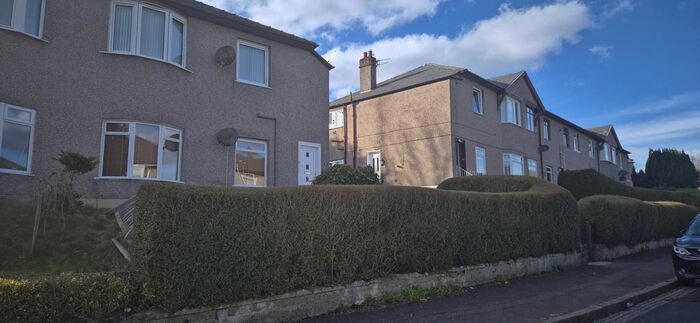 3 Bedroom Flat To Rent In Baldovie Road, Glasgow, G52