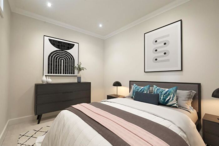 2 Bedroom Apartment For Sale In Surrey Street, Norwich, NR1