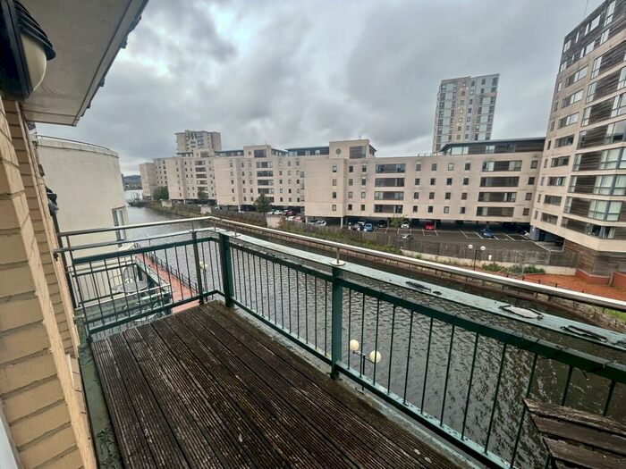 2 Bedroom Apartment To Rent In Adventurers Quay, Cardiff, CF10