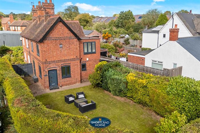 3 Bedroom Semi-Detached House For Sale In Bennetts Road South, Keresley, Coventry, CV6