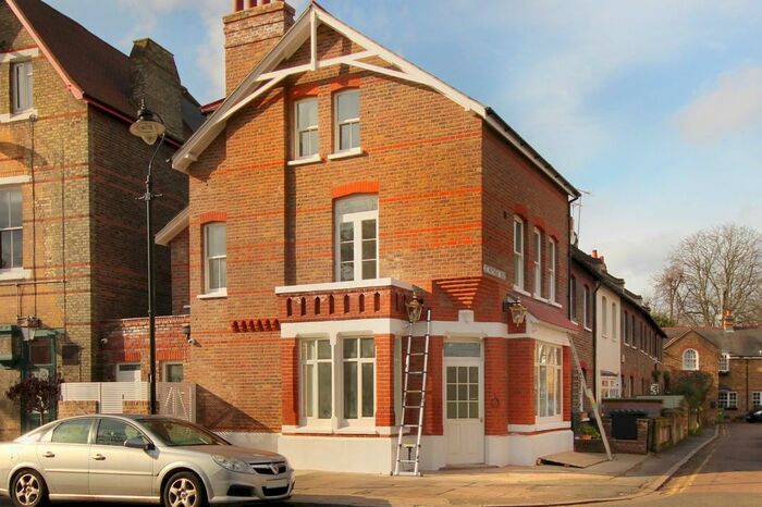 1 Bedroom Flat To Rent In St. Matthews Road, London W5