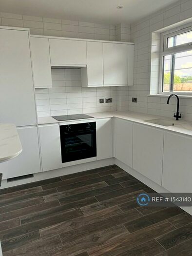 1 Bedroom Flat To Rent In Randmore Court, Beckenham, BR3