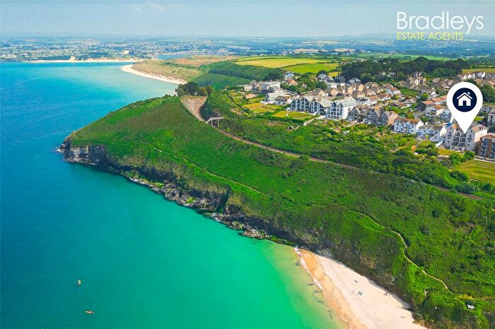 2 Bedroom Flat For Sale In Headland Road, Carbis Bay, St. Ives, TR26