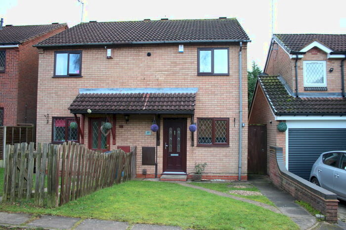 2 Bedroom Semi-Detached House To Rent In Tilesford Close, Shirley, B90