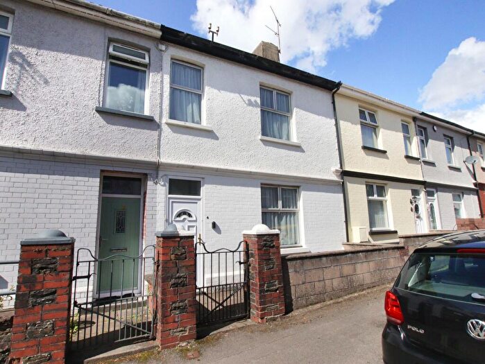 3 Bedroom Terraced House For Sale In The Parade, Church Village, Pontypridd, CF38