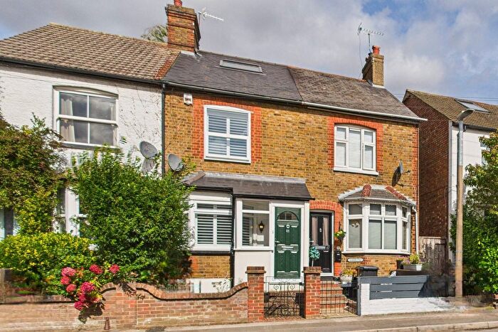 2 Bedroom Terraced House For Sale In Ebberns Road, Hemel Hempstead, HP3