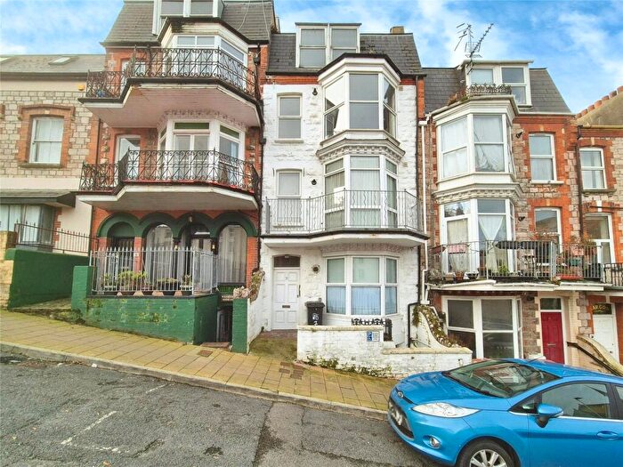 2 Bedroom Maisonette For Sale In Avenue Road, Ilfracombe, Devon, EX34