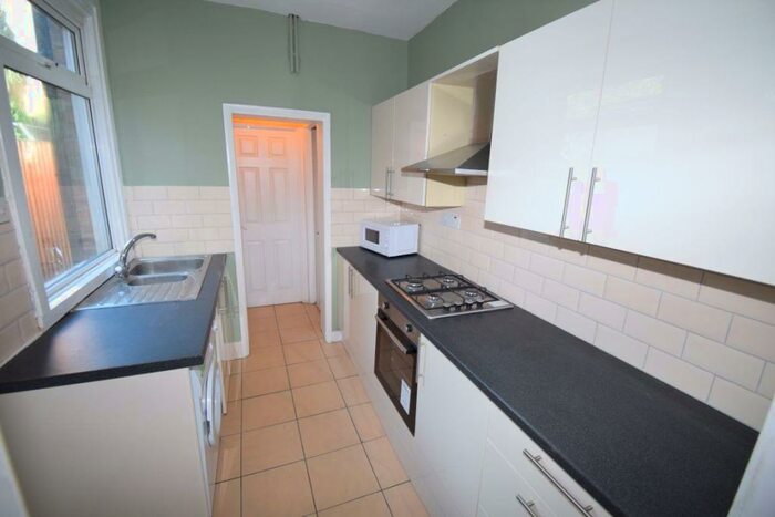 3 Bedroom House To Rent In Markeaton Street Campus Location, DE22