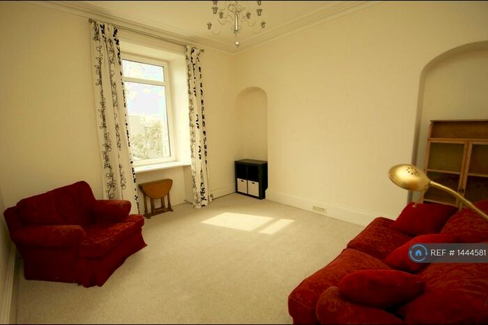 2 Bedroom Flat To Rent In Springbank Terrace, Aberdeen, AB11