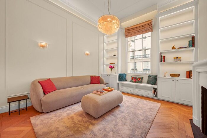 2 Bedroom Terraced House To Rent In Chesham Street, Belgravia, SW1X
