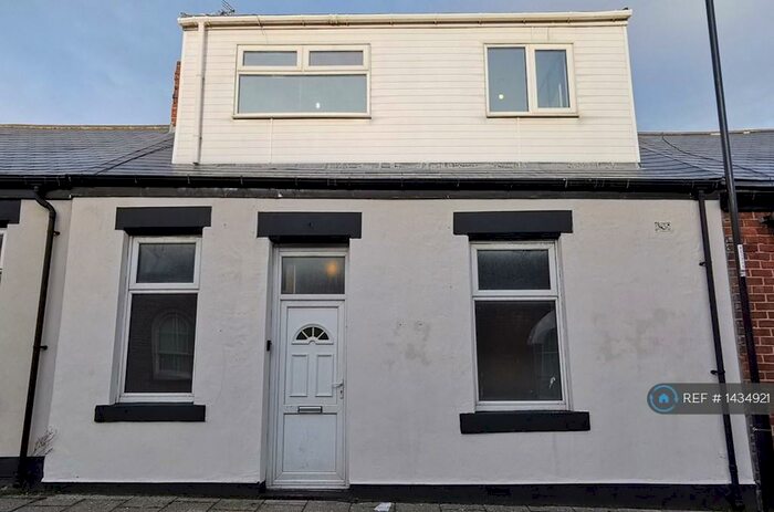 4 Bedroom Bungalow To Rent In Ridley Terrace, Sunderland, SR2