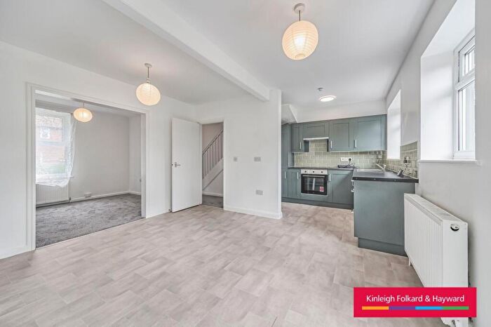 3 Bedroom End Of Terrace House To Rent In Battersby Road, London, SE6