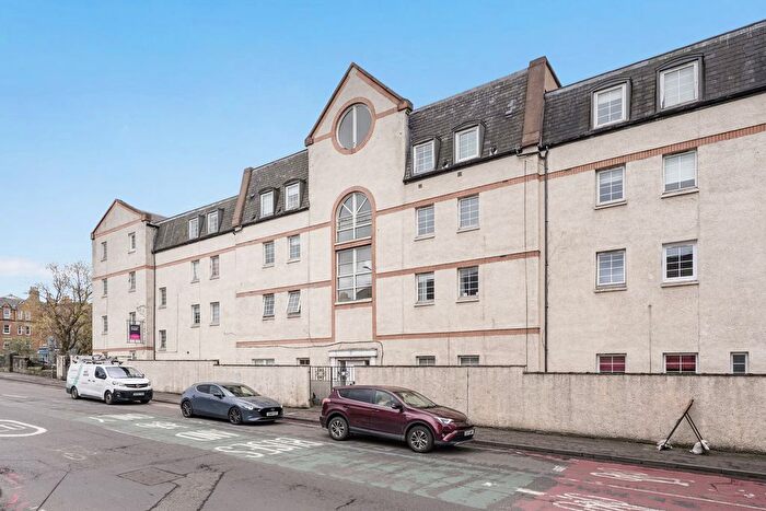 2 Bedroom Flat For Sale In /A Hermand Crescent, Slateford, Edinburgh, EH11