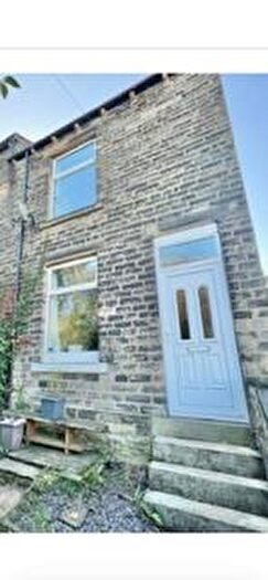 2 Bedroom Terraced House To Rent In Crimble Close, Lightcliffe, HX3