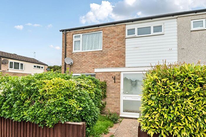 3 Bedroom End Of Terrace House To Rent In St. Anthonys Close, Aylesbury, HP19