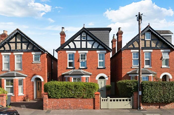 4 Bedroom Detached House For Sale In Rutland Road, Maidenhead, Berkshire, SL6