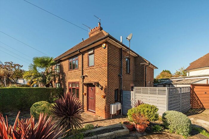 3 Bedroom Property For Sale In Noel Road, Acton, W3
