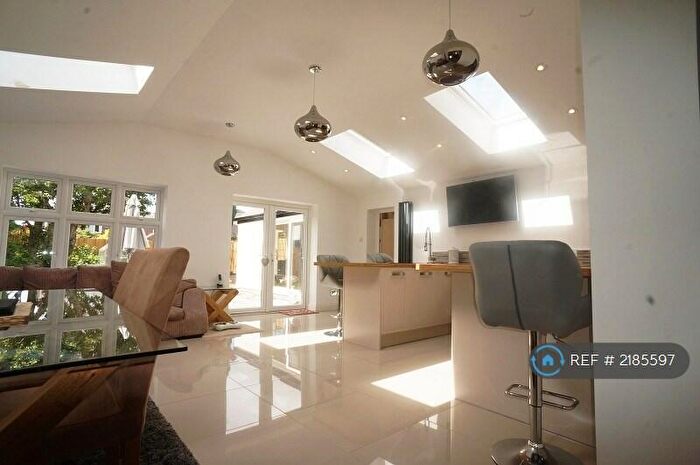 4 Bedroom Detached House To Rent In Heathwood Rd, Cardiff, CF14