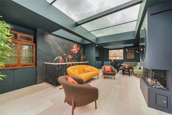 2 Bedroom Apartment To Rent In Gilston Road, London, SW10