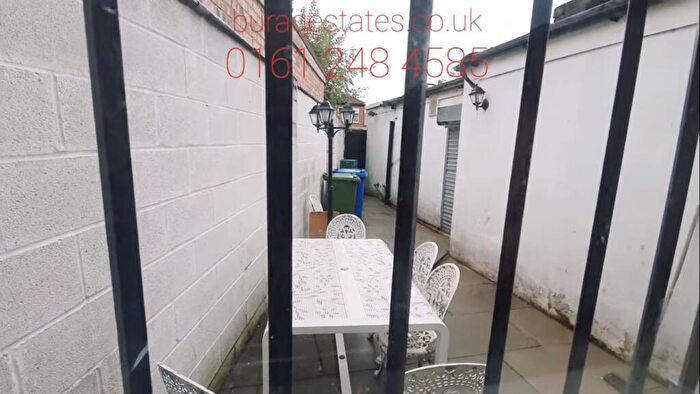 4 Bedroom Semi Detached House To Rent In Mauldeth Road West, Withington, Manchester, M20