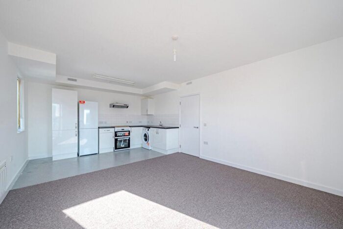 1 Bedroom Flat To Rent In Abbey Road, Barking, IG11
