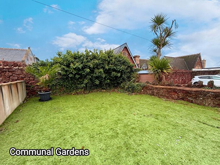 2 Bedroom Flat For Sale In Grosvenor Road, Paignton, TQ4