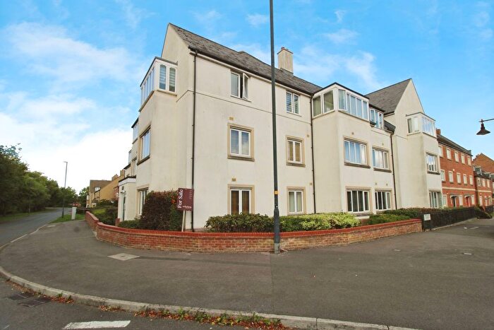 1 Bedroom Flat For Sale In Redhouse Way, Walton House, SN25