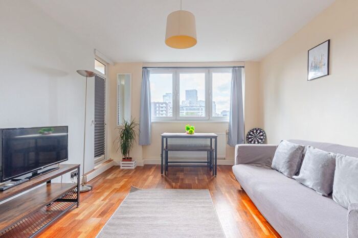 1 Bedroom Flat To Rent In Galway House, Galway Street, London, EC1V