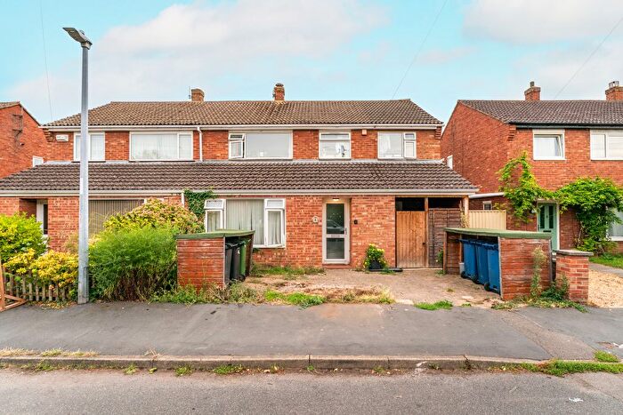 7 Bedroom Semi-Detached House For Sale In Bourne Road, Cambridge, CB4