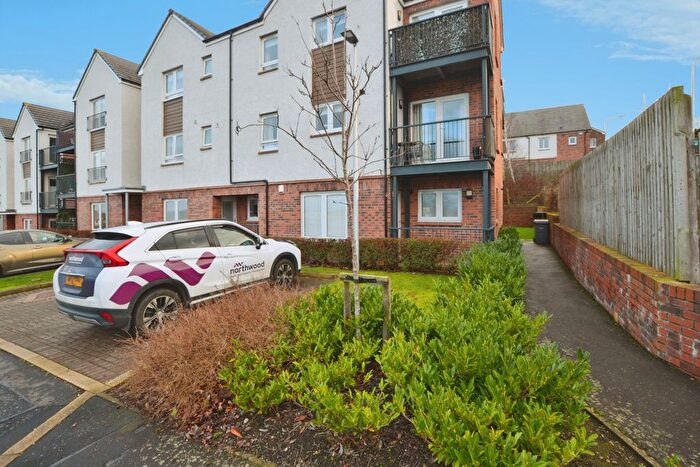 2 Bedroom Flat To Rent In Langwill Place, Currie, Edinburgh, EH14