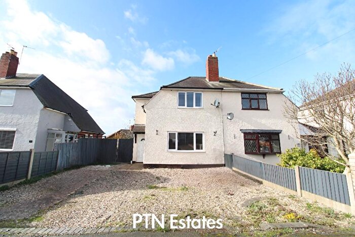 3 Bedroom Semi Detached House For Sale In Corbett Crescent, Stourbridge, DY8