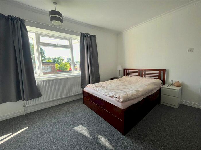2 Bedroom Flat To Rent In Hanger Green, London, W5