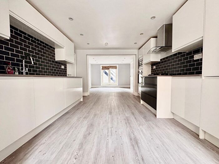 3 Bedroom Terraced House To Rent In Tavistock Terrace, London, N19