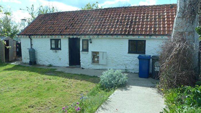 3 Bedroom Cottage To Rent In Beeches Road, West Row, Suffolk, IP28