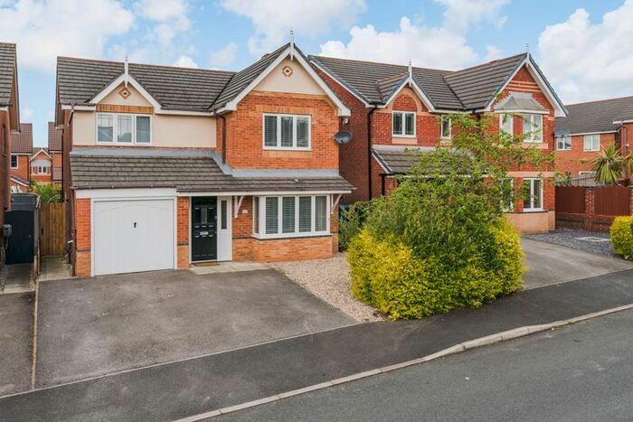 4 Bedroom Detached House For Sale In Amber Drive, Chorley, PR6