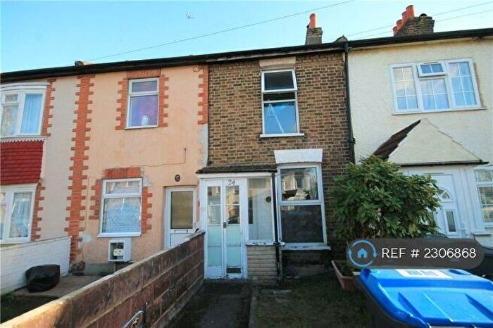 2 Bedroom Terraced House To Rent In Furze Road, Thornton Heath, CR7