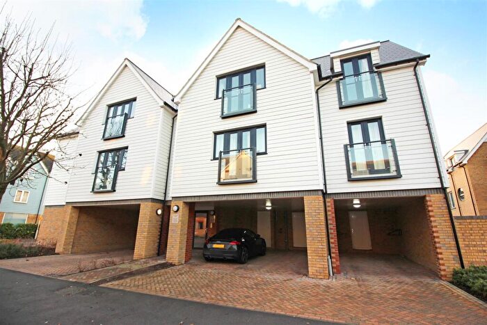2 Bedroom Flat To Rent In Barton Mews, Westmeads Road, Whitstable, Kent, CT5