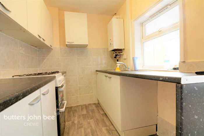 2 Bedroom Terraced House To Rent In Wistaston Road, Crewe, CW2