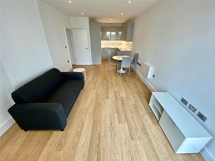 2 Bedroom Apartment To Rent In Pershore Street, Pershore Street, Birmingham, B5