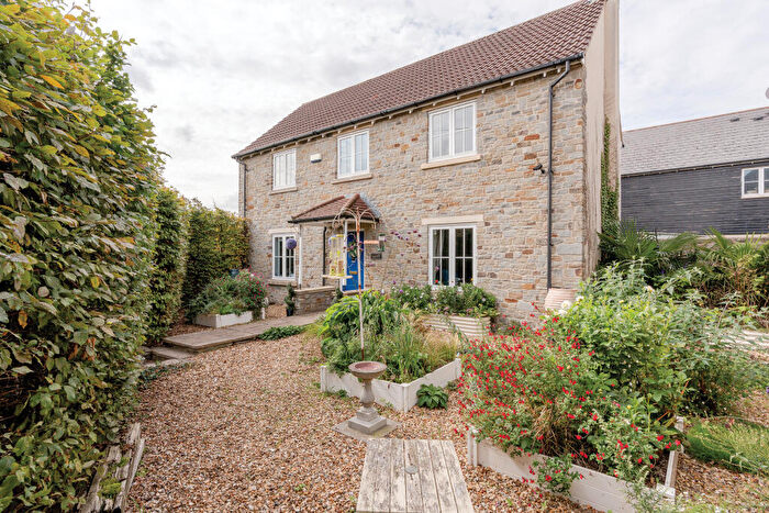 4 Bedroom Detached House For Sale In Harry Stoke Road, Harry Stoke, Bristol, BS34
