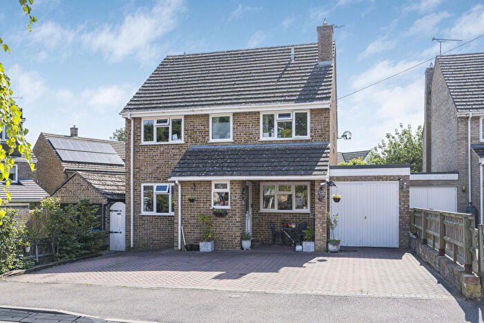 4 Bedroom Detached House For Sale In Castle Fields, Ardley, OX27