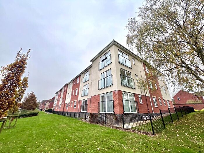 2 Bedroom Flat To Rent In Magdalene Drive, Mickleover, Derby, DE3