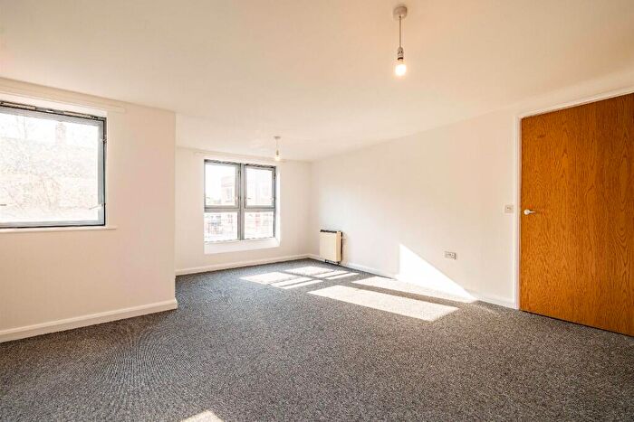 1 Bedroom Apartment To Rent In Mansfield Road, Nottingham, Nottinghamshire, NG1