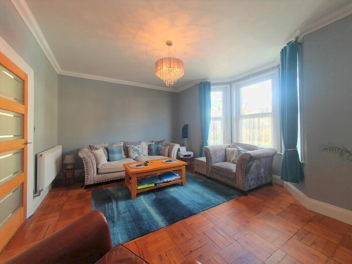 4 Bedroom Property To Rent In Kings Road, Paignton, TQ3