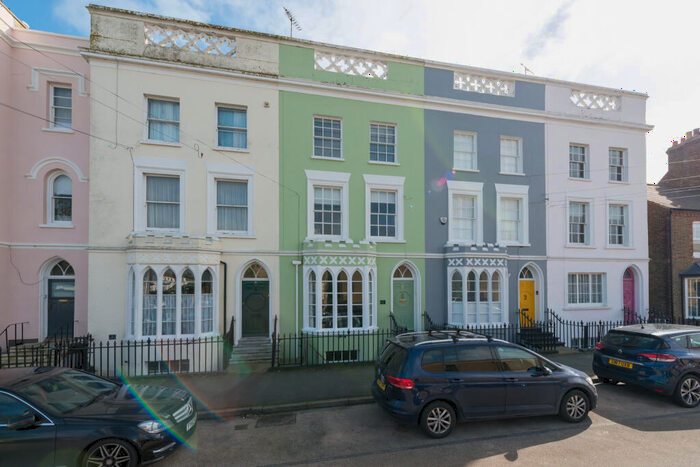 5 Bedroom Town House For Sale In William Street, Herne Bay, Kent, CT6