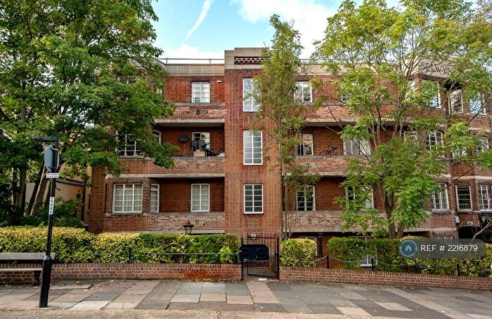 2 Bedroom Maisonette To Rent In Selwyn Court, London, SE3