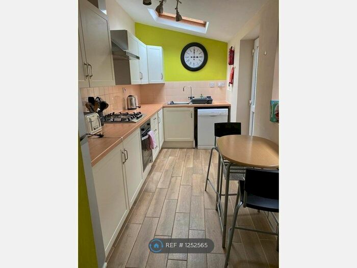 5 Bedroom Terraced House To Rent In Mayorswell Field, Durham DH1