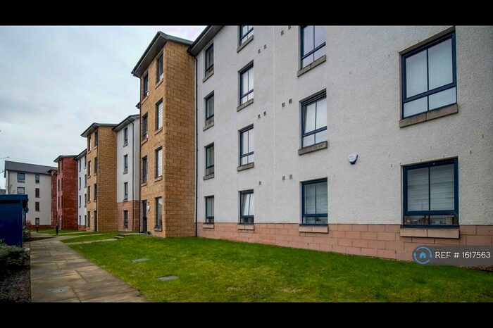 2 Bedroom Flat To Rent In Rosebery Terrace, Glasgow, G5